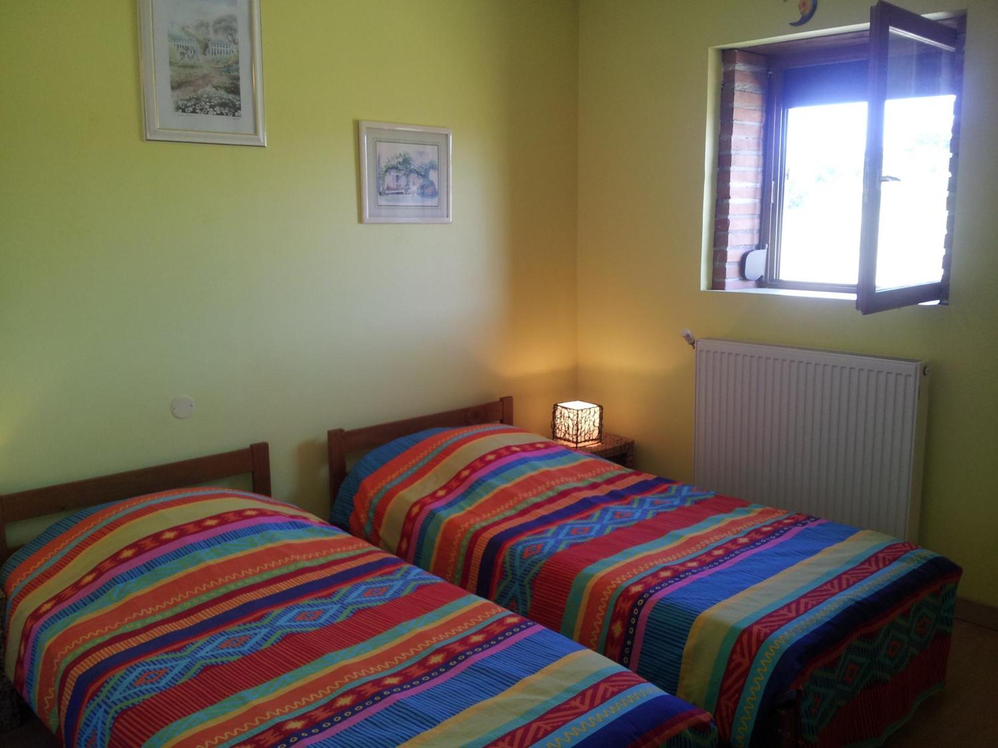 Mas D'En Roca Bed & Breakfast Fourques  Exterior photo